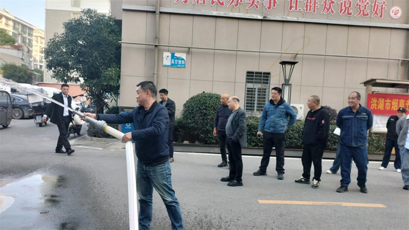 洪湖市烟草专卖局开展实战化消防演练