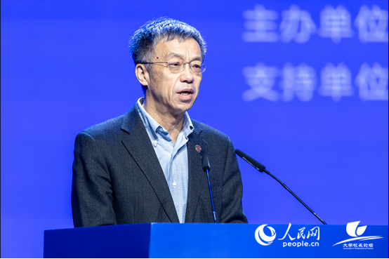 清华大学校务委员会副主任史宗恺出席论坛并发言。人民网记者 严立政摄